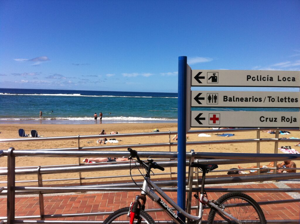 Las Canteras Beach